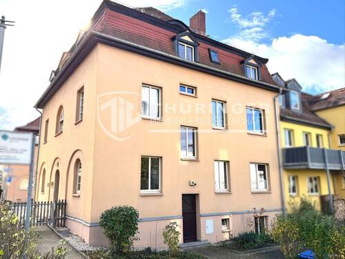 Hausansicht - *** Etagenwohnung 