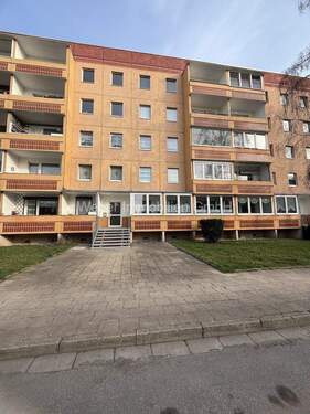 Bild 2 - 4 Zimmer Etagenwohnung zum Kaufen in Quedlinburg