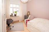 Schlafzimmer - 2 Zimmer Etagenwohnung zum Kaufen in Dresden / Löbtau
