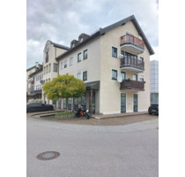 *Gemütliche 3 Zim-Dach-Wohnung zum Selbstbezug od. Vermieten in gefragter Innenstadtlage* - Traunreut