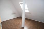 Schlafzimmer 1.JPG - 