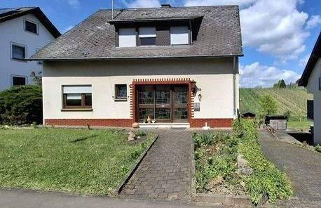 Vorderansicht - Einfamilienhaus mit 155,00 m&sup2; in Leiwen zum Kaufen