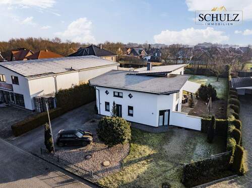 Ansicht - 7 Zimmer Mehrfamilienhaus, Wohnhaus zum Kaufen in Cloppenburg