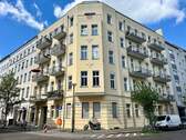Hausansicht - 3 Zimmer Etagenwohnung zum Kaufen in Berlin
