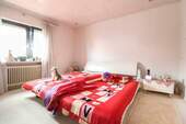 Schlafzimmer EG - 