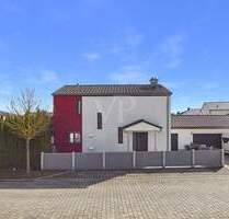 Modernes, lichtdurchflutetes Einfamilienhaus mit Doppelgarage, IN-Südost - Ingolstadt / Rothenturm