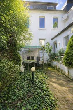 Garten - Mehrfamilienhaus, Wohnhaus zum Kaufen in Oberhausen / Altstadt-Süd