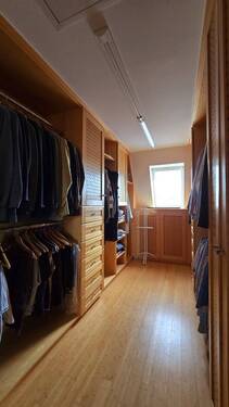 Ankleidezimmer Eltern - 