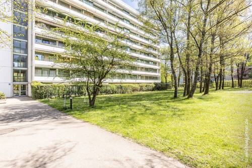 Weitere Ansicht Hauseingang - 