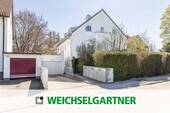 Im Alleinauftrag - Bezugsfreie Dachgeschosswohnung mit schöner Wohnatmosphäre und TG-Einzelstellplatz