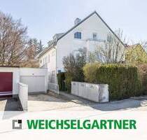 Bezugsfreie Dachgeschosswohnung mit schöner Wohnatmosphäre und TG-Einzelstellplatz - München Trudering-Riem