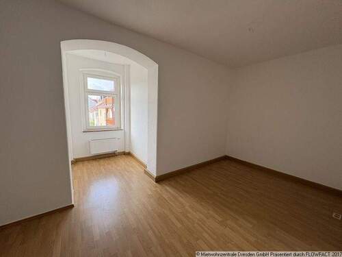 Küche - Helle 4 - Zimmer-Balkon-Wohnung in Histori - 