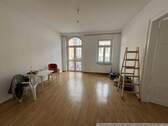 Flur - Helle 4 - Zimmer-Balkon-Wohnung in Historis - 4 Zimmer Etagenwohnung in Bautzen