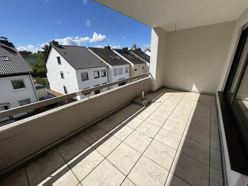 Terrasse - 3 Zimmer Etagenwohnung in Heusenstamm