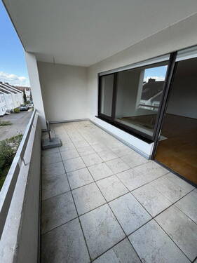 Terrasse - Etagenwohnung mit 93,10 m&sup2; in Heusenstamm zum Kaufen