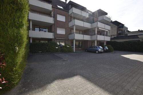 PKW-Stellplatz - Etagenwohnung mit 75,00 m² in Mönchengladbach zum Kaufen