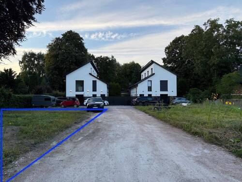 Ansicht Auffahrt - Baugrundstück im Märchenviertel - inkl. Baugenehmigung – exklusive Endlage in ruhiger Wohnstraße - linke Seite