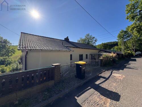 Hausansicht - 5 Zimmer Einfamilienhaus zum Kaufen in Neuenstein