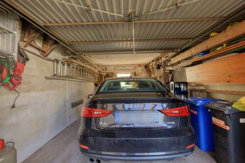 Garage - 