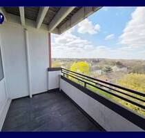 ...mit Balkon-Fernblick: renovierte 3 Zimmer, guter Schnitt, separate Küche, modernes Duschbad, Aufzug - Gladbeck Zweckel