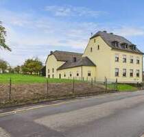 Einfamilienhaus mit Nebengebäude und großem Grundstück in Palzem (Helfant) zu verkaufen
