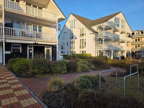 Direkt in der Strandstraße - Gewerbeeinheit in Top Lage vom schönen Ostseebad Baabe - 1 Zimmer Gewerbeobjekt (Büro, Produktion, Verkauf) zur Miete in Baabe