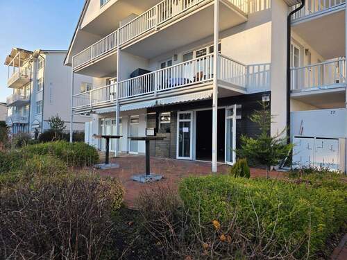 Direkt in der Strandstraße - Gewerbeeinheit in Top Lage vom schönen Ostseebad Baabe - 1 Zimmer Gewerbeobjekt (Büro, Produktion, Verkauf) in Baabe