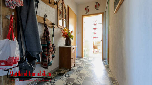 Flur - 4 Zimmer Etagenwohnung in Groß Mohrdorf