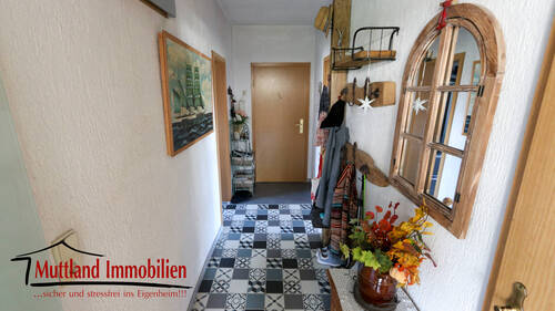 Flur - Etagenwohnung mit 73,00 m² in Groß Mohrdorf zum Kaufen