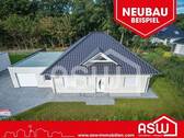 2465 Musterhaus - Musterhaus! Weißer Neubaubungalow mit massiver Garage in ruhiger Sackgassenlage!
