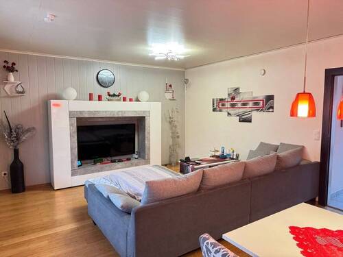 Wohn- und Esszimmer - 