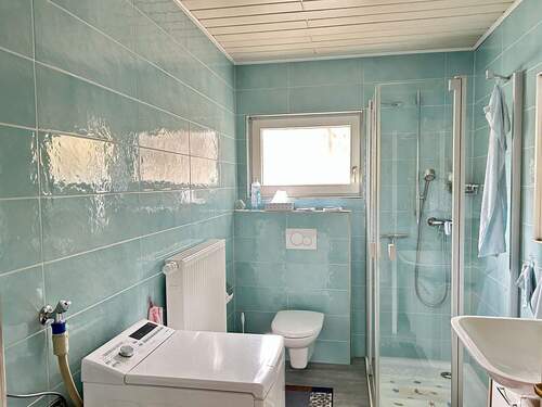 renoviertes Bad EG - 