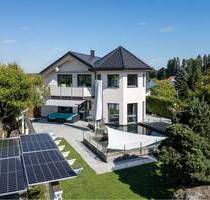 LUXUS-ZWEIFAMILIENHAUS MIT AUFZUG, SAUNA, GARTEN, GARAGEN & KOI-BECKEN - Löffingen Dittishausen