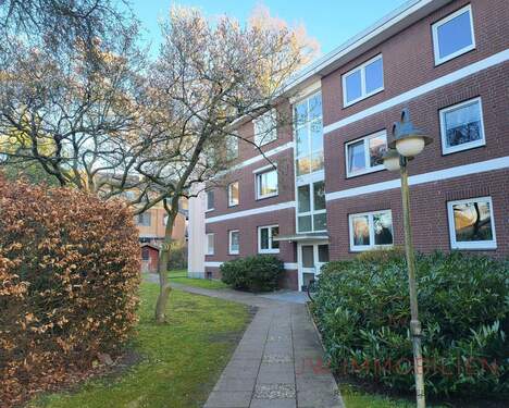 Haus - Top Lage! Modernisiert! 3,5 Zimmer mit Balkon