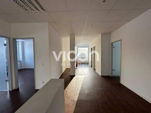 Büro - Ihr neues Büro am Gleisdreieck - 2.208,00&nbsp;EUR Kaltmiete, ca.&nbsp; 184,00&nbsp;m&sup2;&nbsp;Wohnfl&auml;che