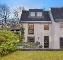 Ahrensburger Perle! Doppelhaushälfte mit tollem Grundriss in familienfreundlicher Lage