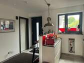 02-Eingangsbereich mit Blick auf offene Küche - 4 Zimmer Reihenmittelhaus zum Kaufen in Eutin