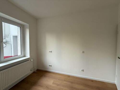 Schlafzimmer 1 - Etagenwohnung mit 42,00 m² in Düsseldorf zum Kaufen