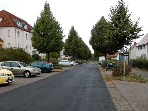 Zufahrt Wohngebiet - 