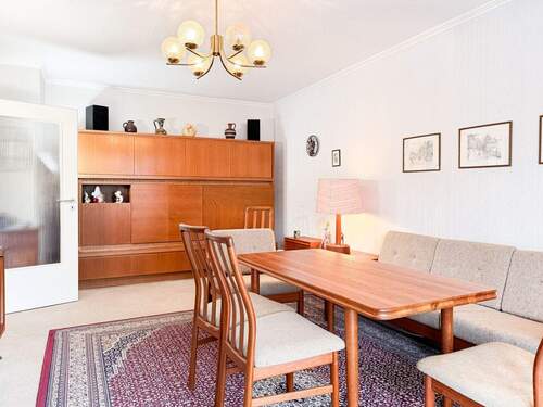 Wohnzimmer - Terrassenwohnung mit 65,00 m&sup2; in Kiel zum Kaufen