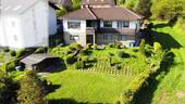 Grundstück-Haus-Garten - 