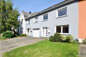 Außenansicht 01 - Zwei Häuser, ein Zuhause - Mehrgenerationenhaus mit großem Garten in Kempfeld