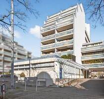 Großzügige 2-Zimmer-Wohnung mit Balkon und TG-Stellplatz in Uni-Nähe - Karlsruhe Oststadt