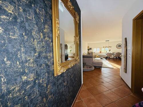 Eingangsbereich - 3 Zimmer Etagenwohnung zum Kaufen in Rheinfelden / Karsau