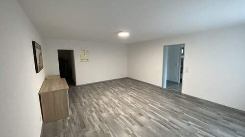 Wohnzimmer in der Einliegerwohnung - 