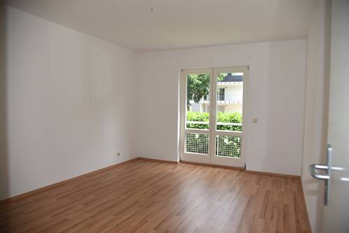 Schlafbereich - 2 Zimmer Etagenwohnung in Langen