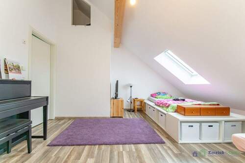 DG: Zimmer 1 von 2 - 