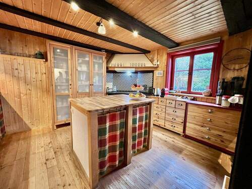 Bild 2 - 6 Zimmer Mehrfamilienhaus, Wohnhaus zum Kaufen in Ühlingen-Birkendorf