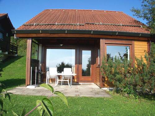 Außenansicht Sonnenterrasse - Ferienhaus mitten in der Natur im Südschwarzwald