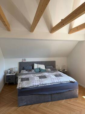 Schlafzimmer im Dachgeschoss - 